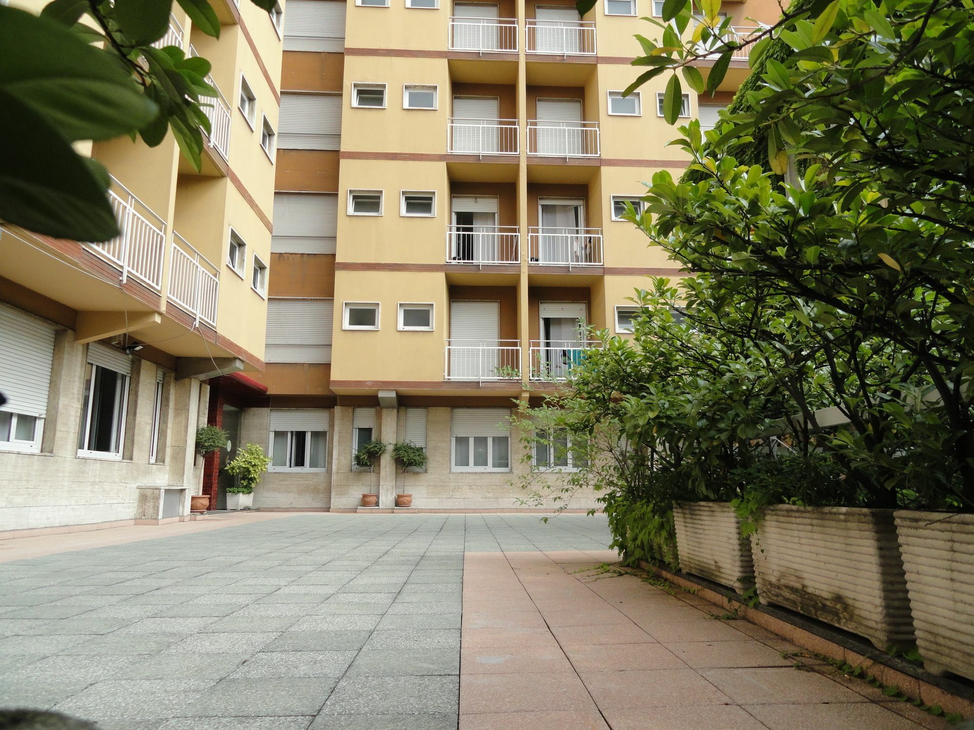 Residence Giusti 6 Milano Ngoại thất bức ảnh